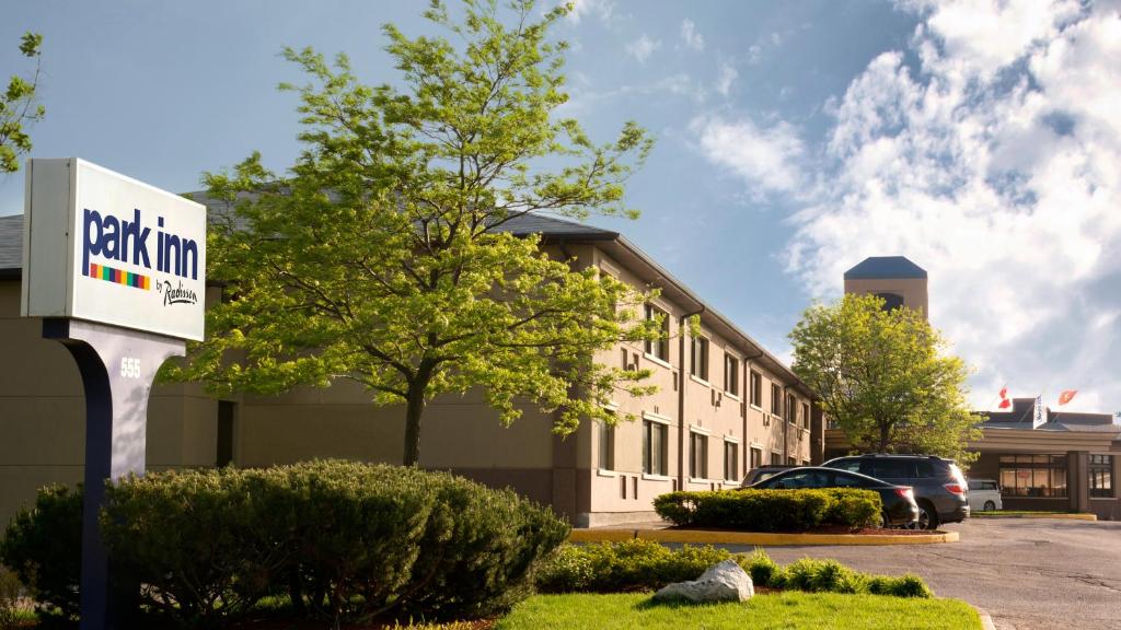 Park Inn By Radisson Toronto-Markham
